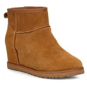 UGG Femme wedge boots